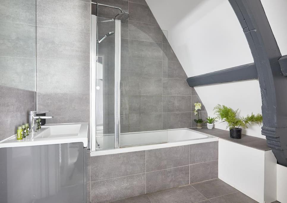 The Chapel Cottage By Ritual Stays Hemel Hempstead Exteriör bild